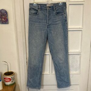 Denim Forum light wash arlo high-waisted jeans size 31
